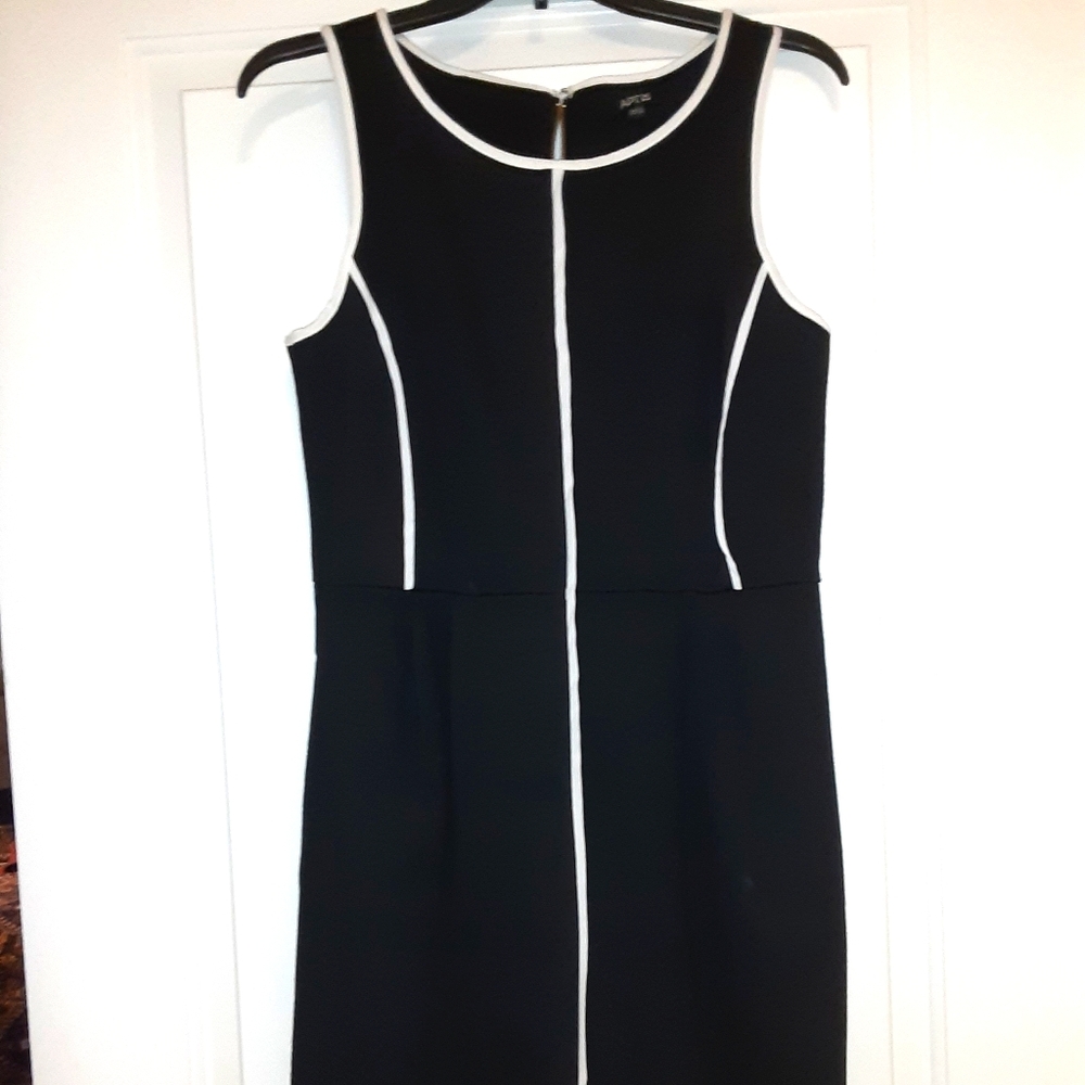 APT 9 Dress